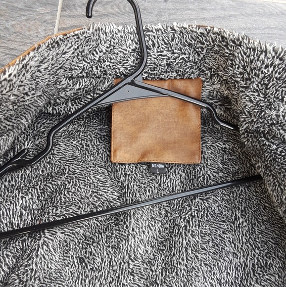 Man's Jacket - Picture 4 of 4